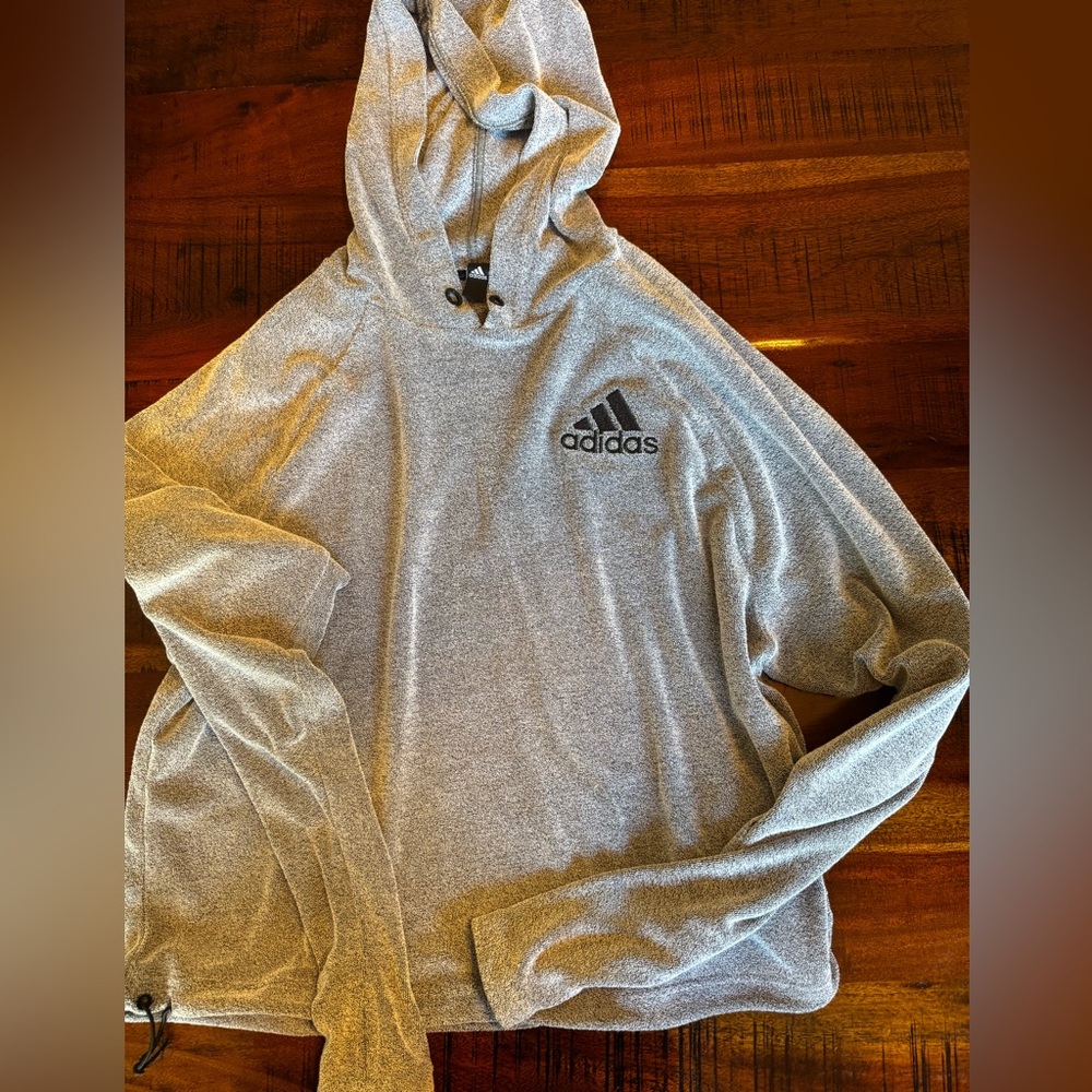 Adidas CROPPED hoodie